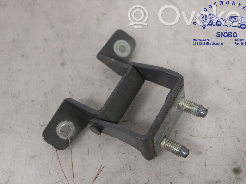 Hyundai i30 Tailgate/trunk/boot hinge 