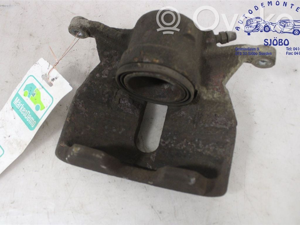 Etujarrusatula   8V0615124