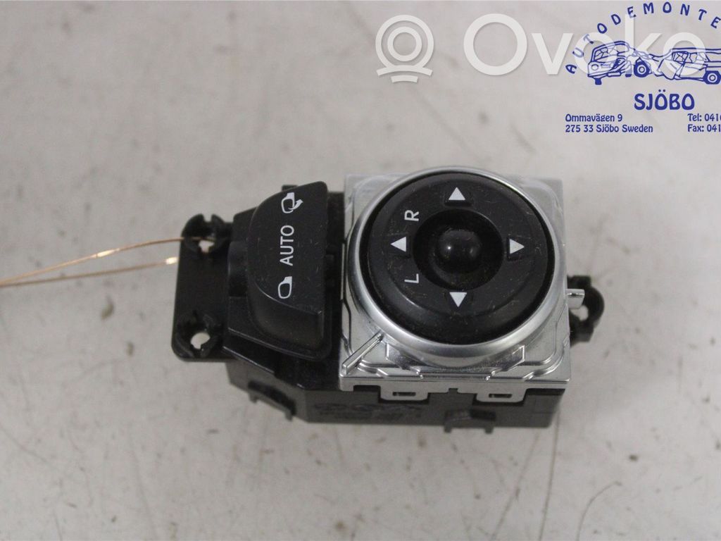 Hyundai i30 Interruptor del espejo lateral 