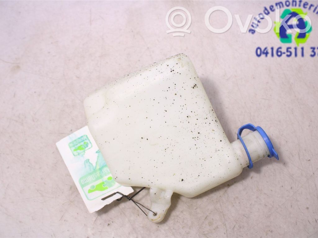 Wischwasserbehälter   820BF022