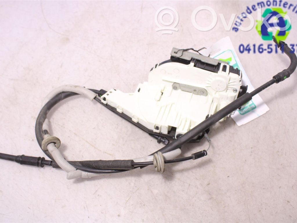 Etuoven lukko   4589916AG,4589916AH,04589916AG