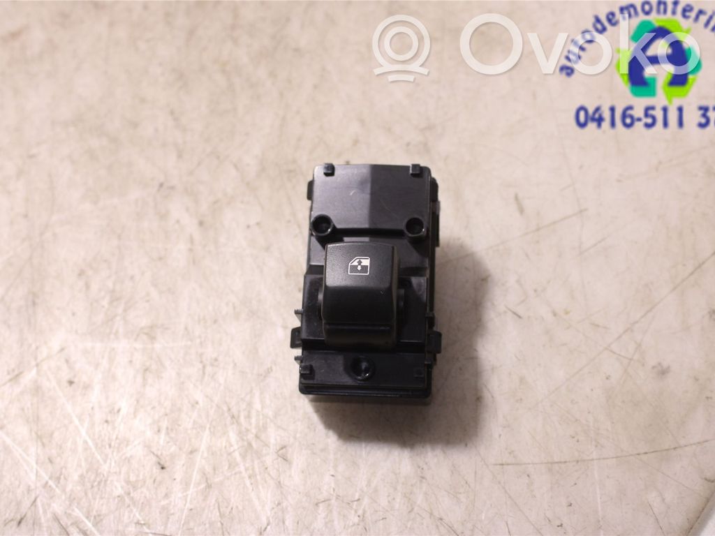 Interruptor del elevalunas eléctrico   93581J7050,93575J7000,93575J7000
