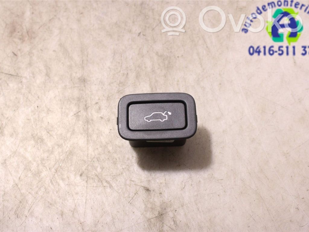 Land Rover Range Rover Evoque L538 Tailgate/boot open switch button 
