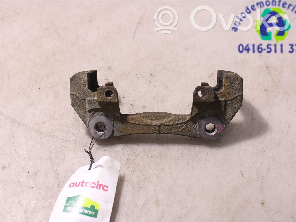 Opel Astra K Supporto della pinza del freno anteriore 