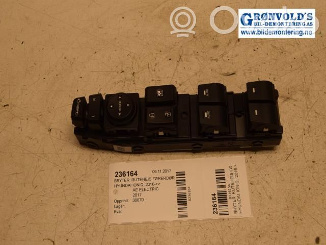 Hyundai Ioniq Electric window control switch 