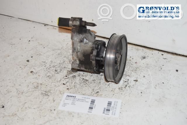 BMW X3 E83 Power steering pump 