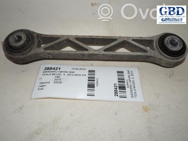 Rear control arm   102142000A,102142000A