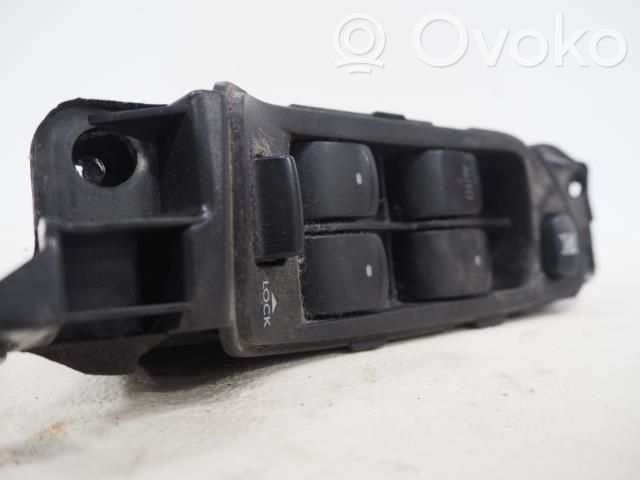 Subaru Outback Electric window control switch 
