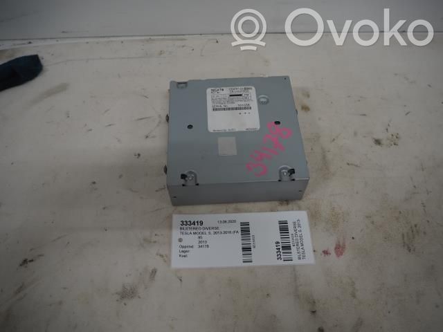Tesla Model S Audio system kit 