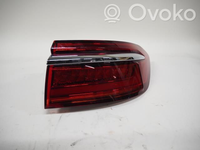 Audi A8 S8 D5 Lampă spate în caroserie 