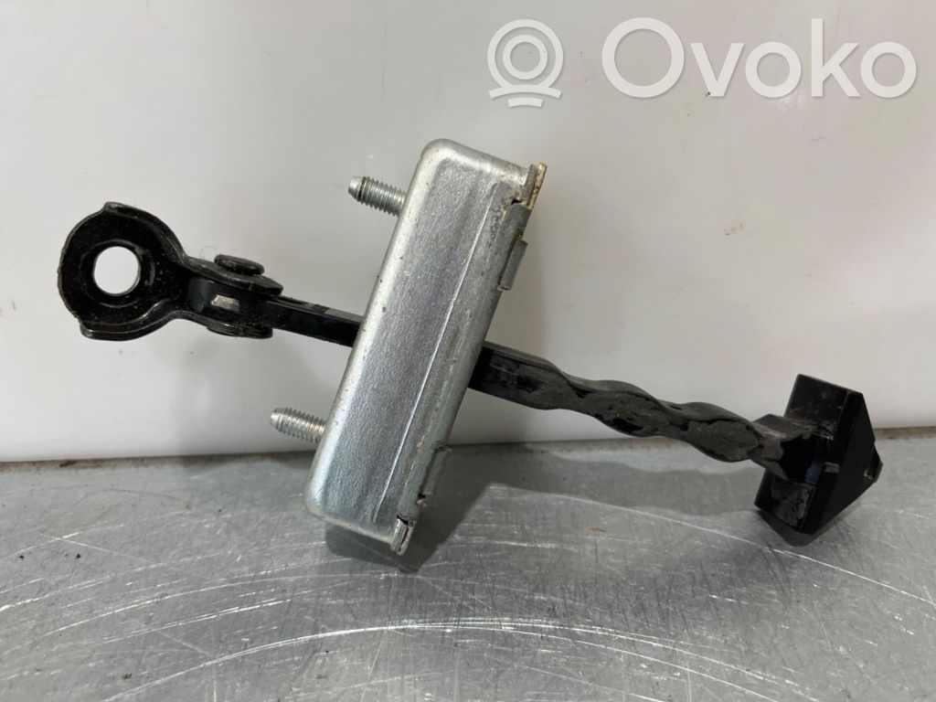 Mazda 6 Etuoven pidätin 