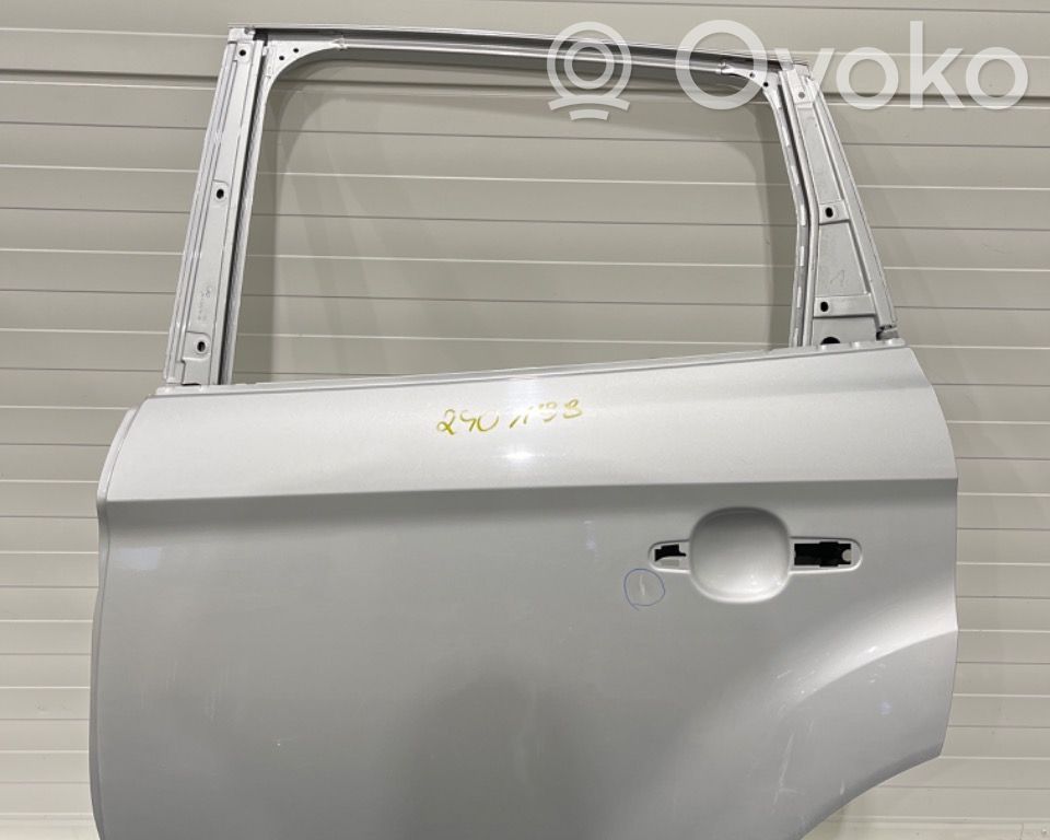 Ford Kuga I Puerta trasera 
