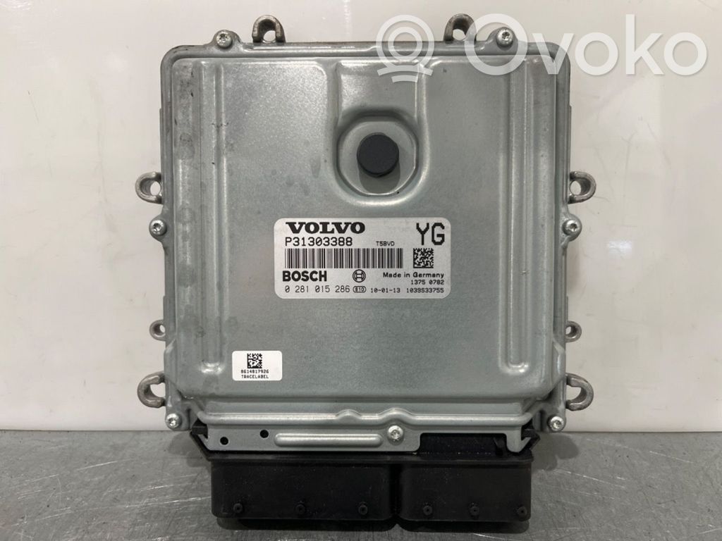Volvo XC70 Engine control unit/module ECU 