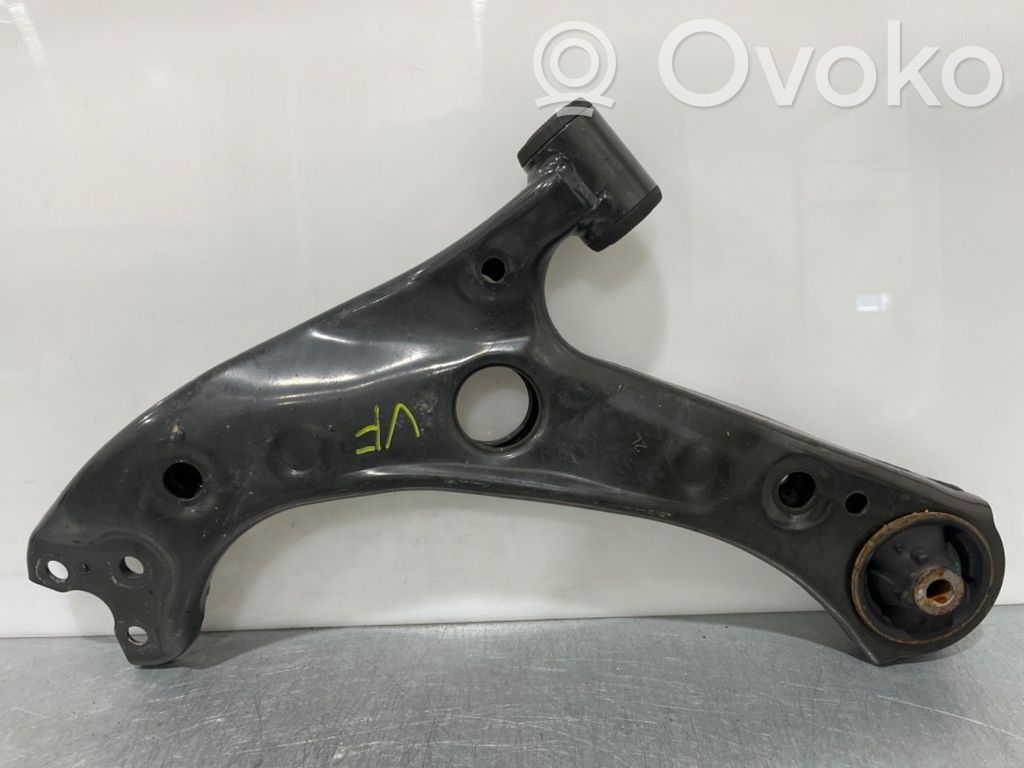 Front control arm   4806902330,4806902330