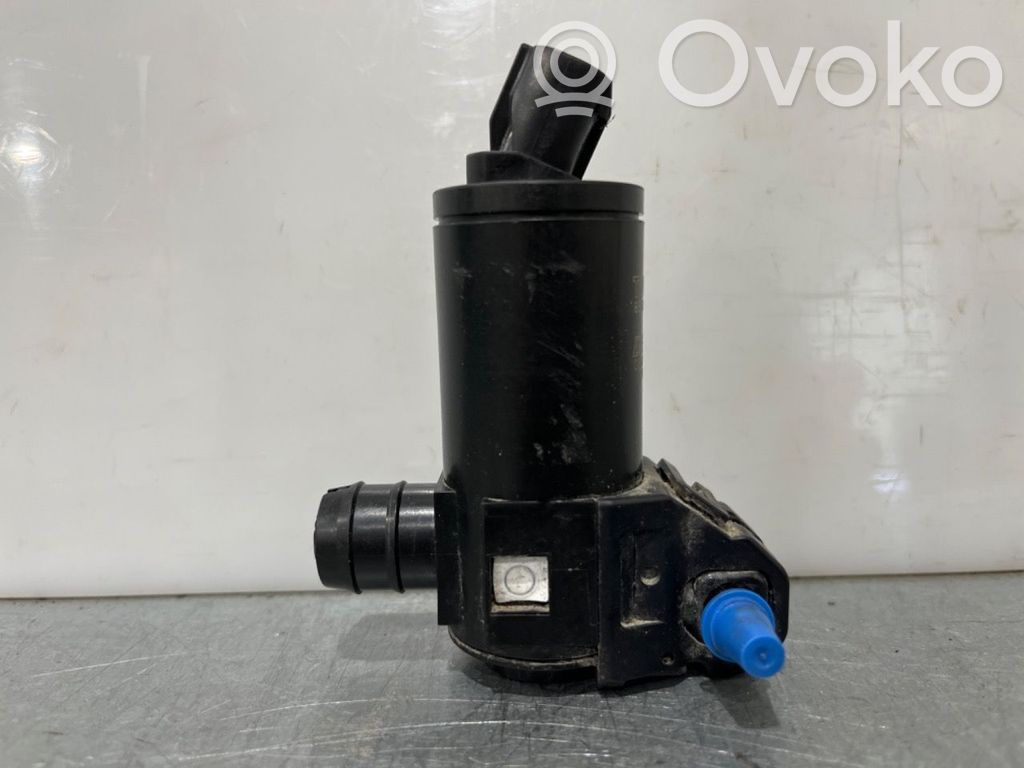 Toyota RAV 4 (XA50) Windscreen/windshield washer pump 