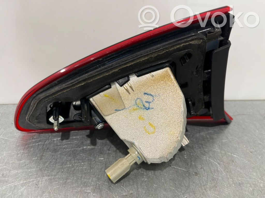Mazda 2 Takavalot 