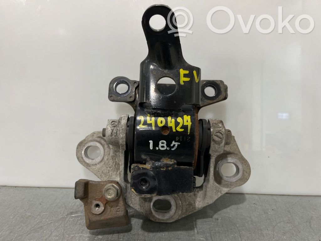 Engine mount bracket   GHR939070B,GHR939070B