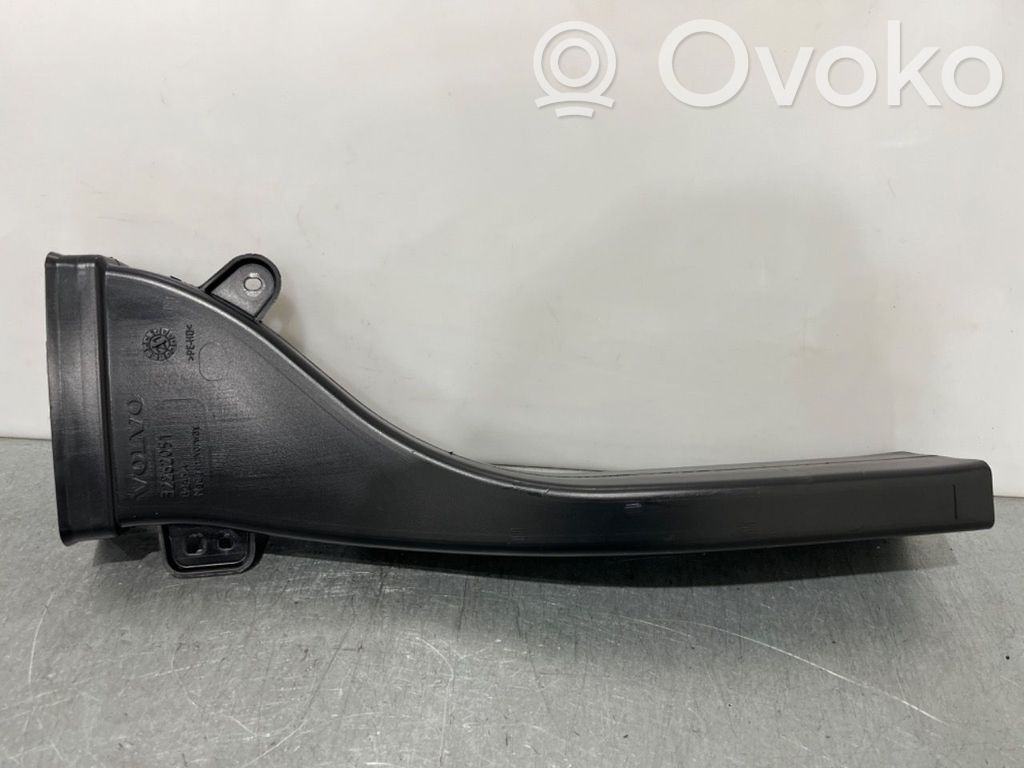 Volvo XC40 Dysze / Kratki środkowego nawiewu deski rozdzielczej 