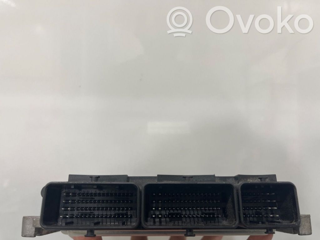 Opel Vivaro Engine control unit/module ECU 