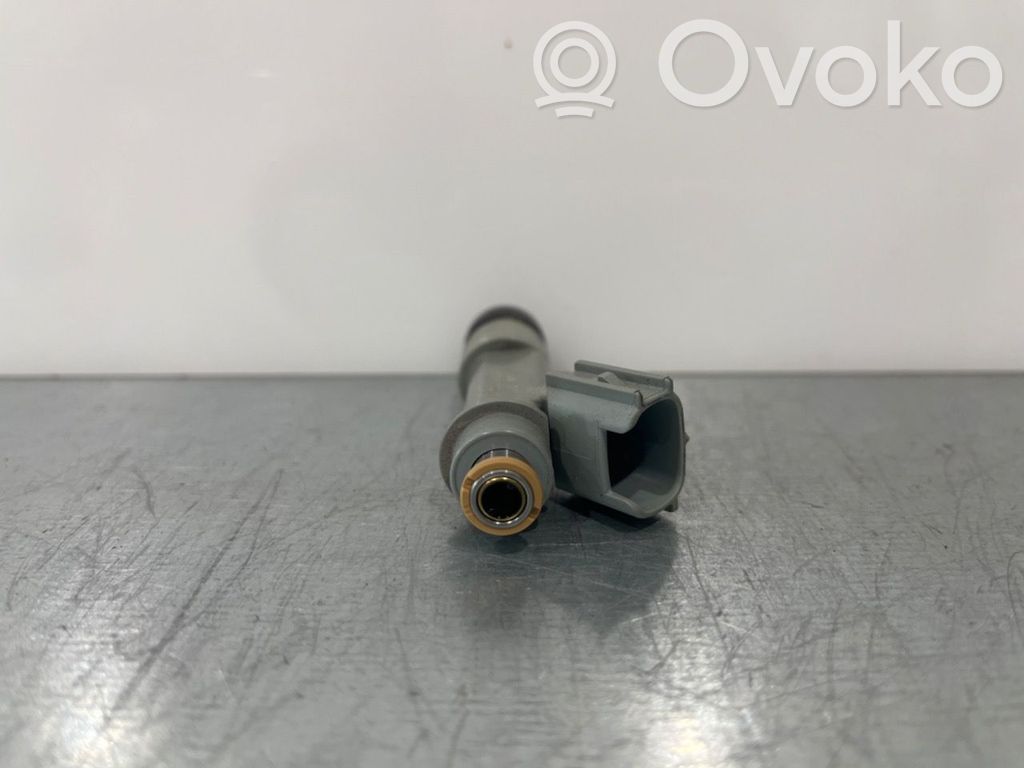 Peugeot 107 Inyector de combustible 