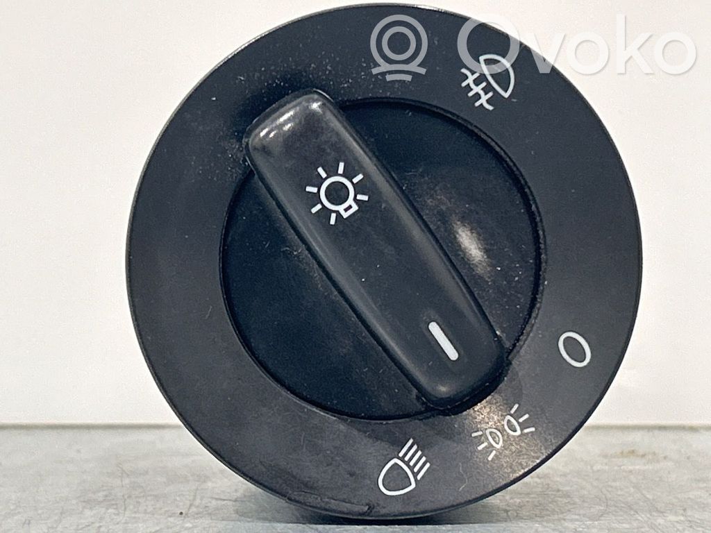 Volkswagen Caddy Interruptor de luz 