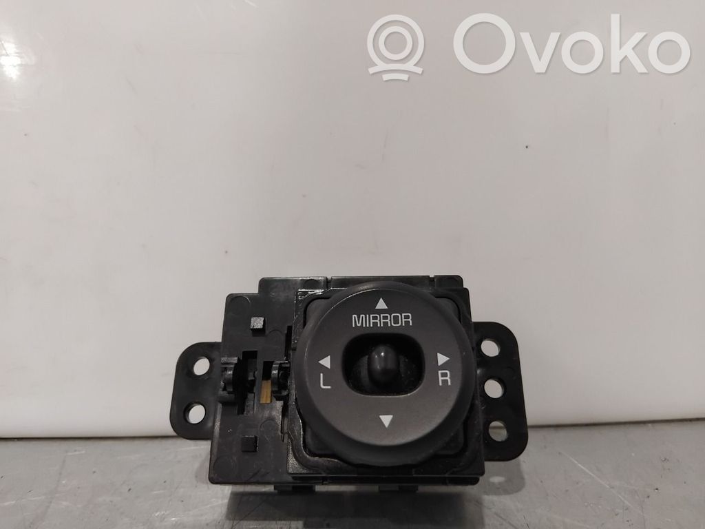 KIA Ceed Wing mirror switch 