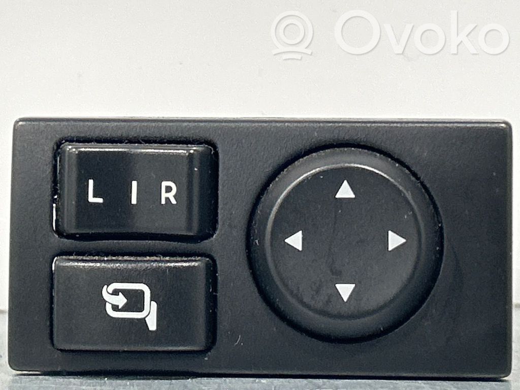 Isuzu D-Max Interruptor del espejo lateral 