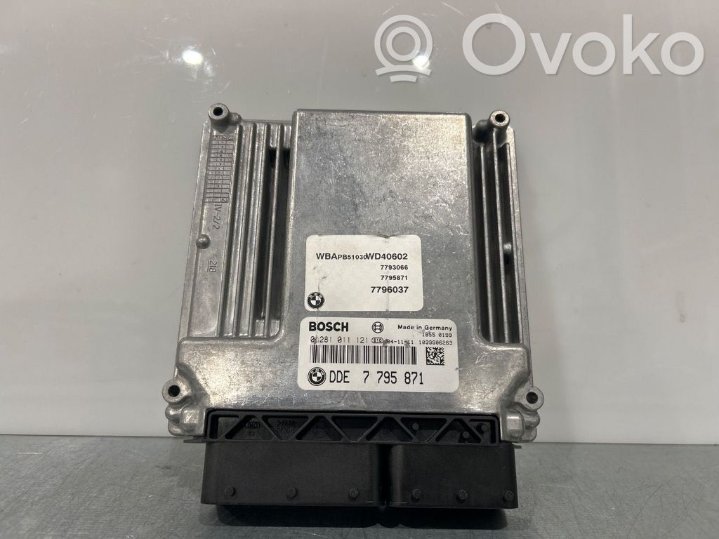 BMW X3 E83 Engine control unit/module ECU 