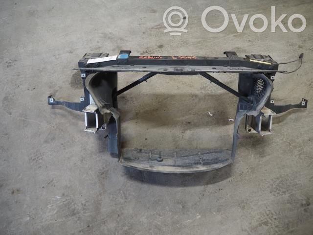 BMW 6 E63 E64 Radiatorių panelė 