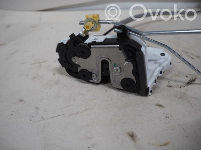 MG ZS Front door lock 