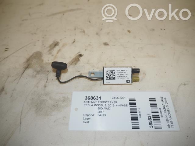 Antenos stiprintuvas   100479800D,100479800D