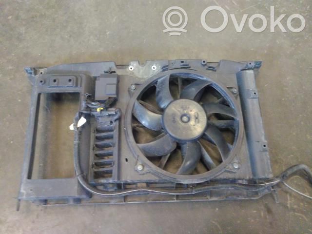 Mazda 6 Radiatoru panelis 