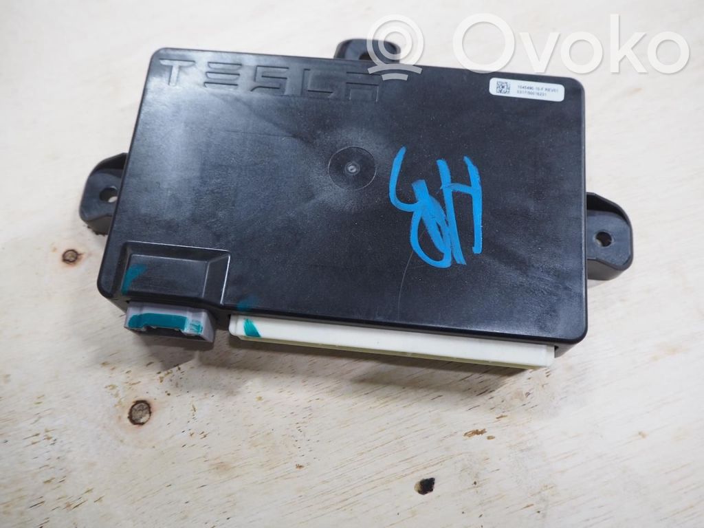 Door control unit/module   104549010F,104549010F