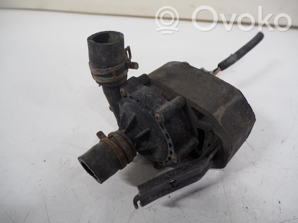 Vandens pompa   600736700C,600736700C