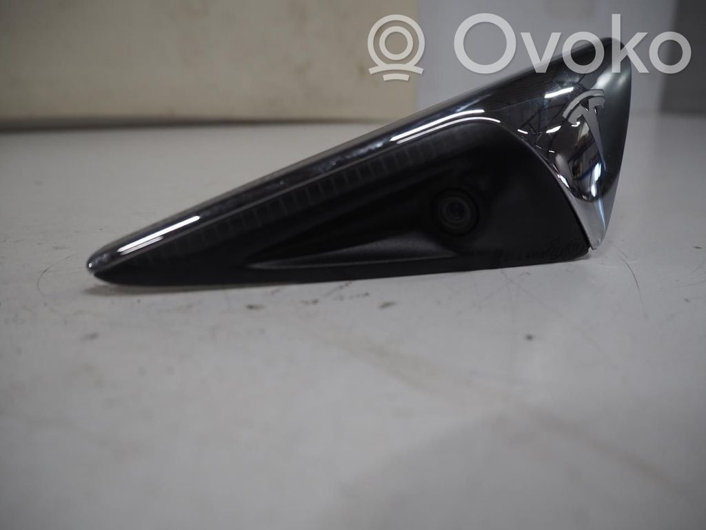 Tesla Model X Windshield/windscreen camera 