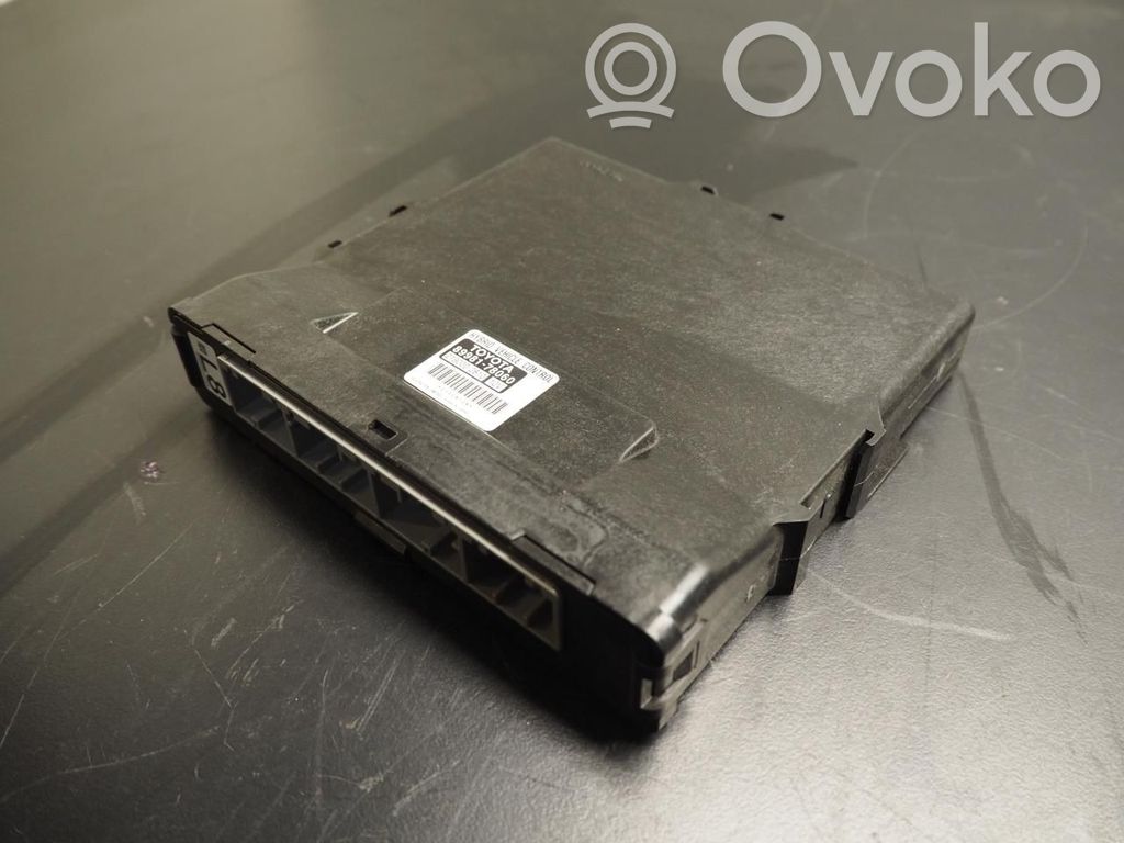 Lexus NX Gearbox control unit/module 