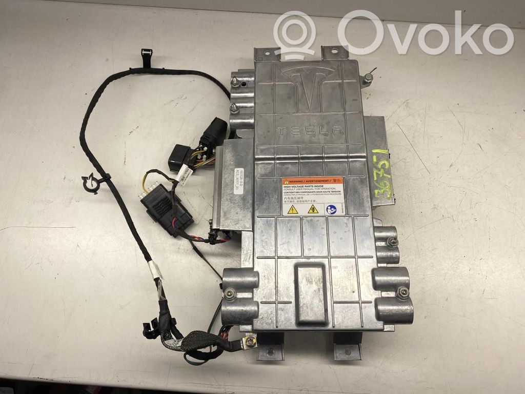 Tesla Model S High voltage junction box 