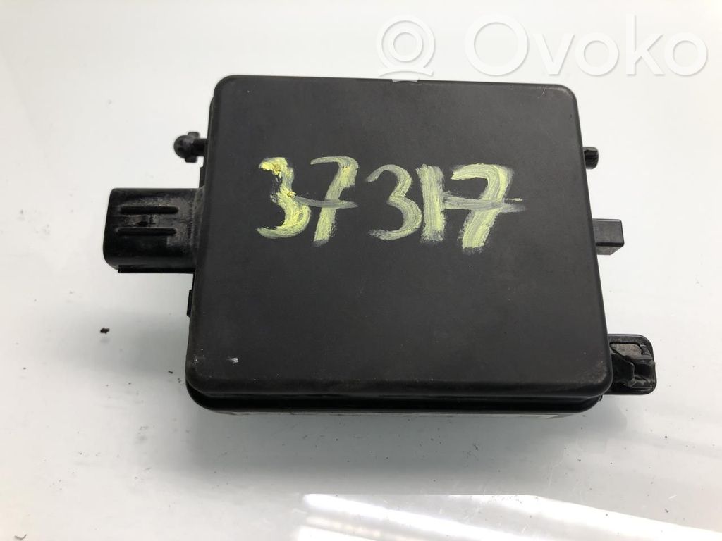 Toyota Prius+ (ZVW40) Distronic sensor radar 