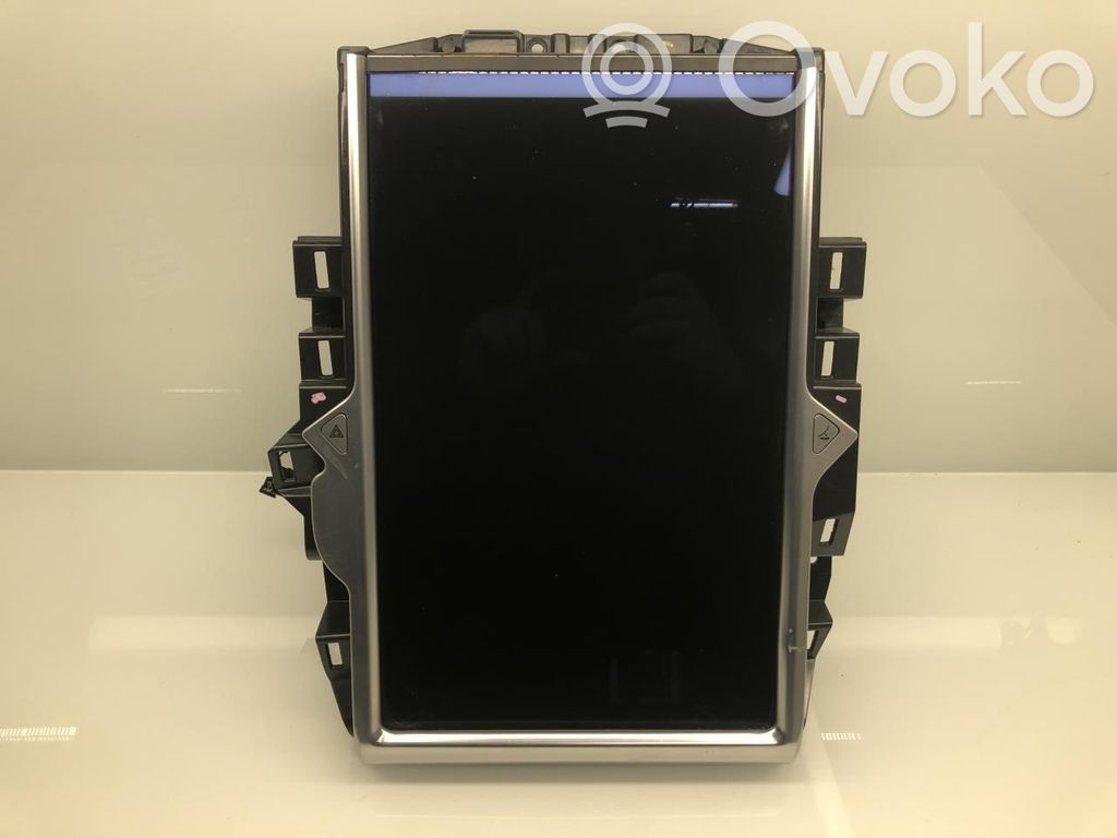 Tesla Model S Head unit multimedia control 