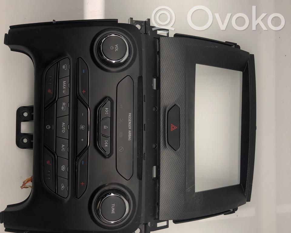 Ford Ranger Climate control/heater control trim 