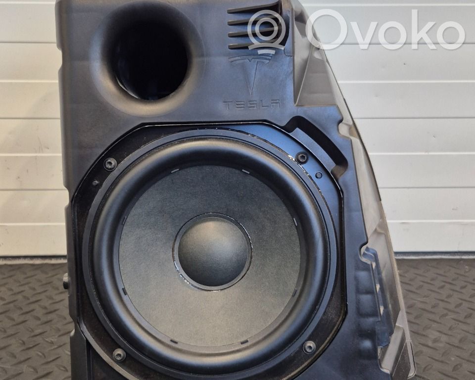 Tesla Model 3 Front door speaker 