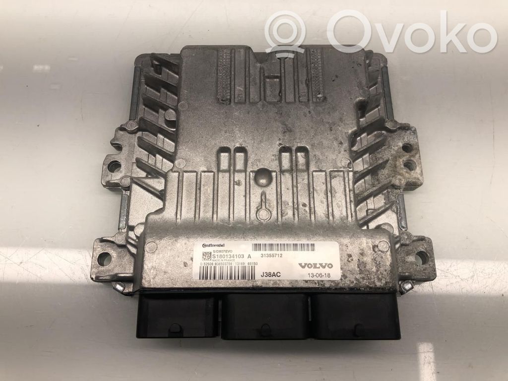 Volvo V40 Engine control unit/module ECU 