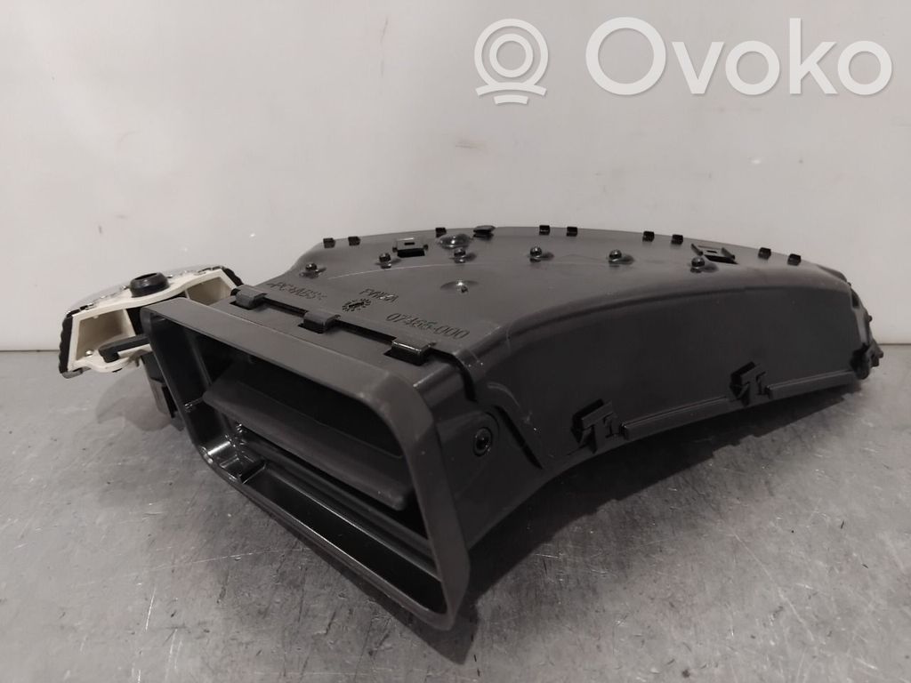 Ford Kuga II Centrinės oro grotelės 