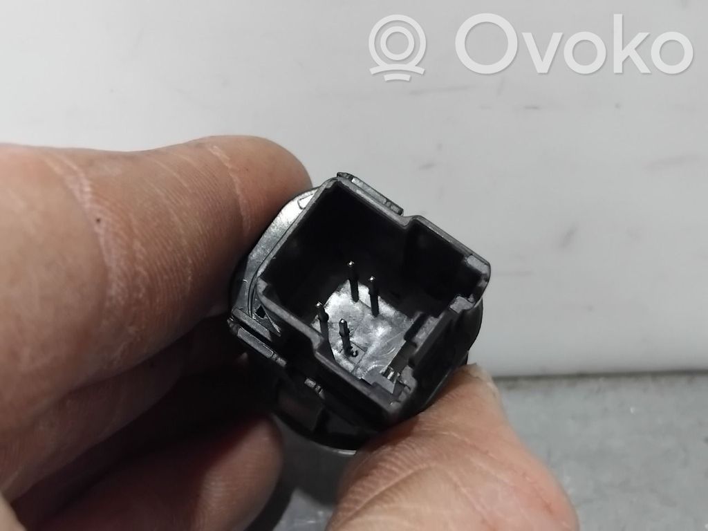 Ford Kuga II Engine start stop button switch 