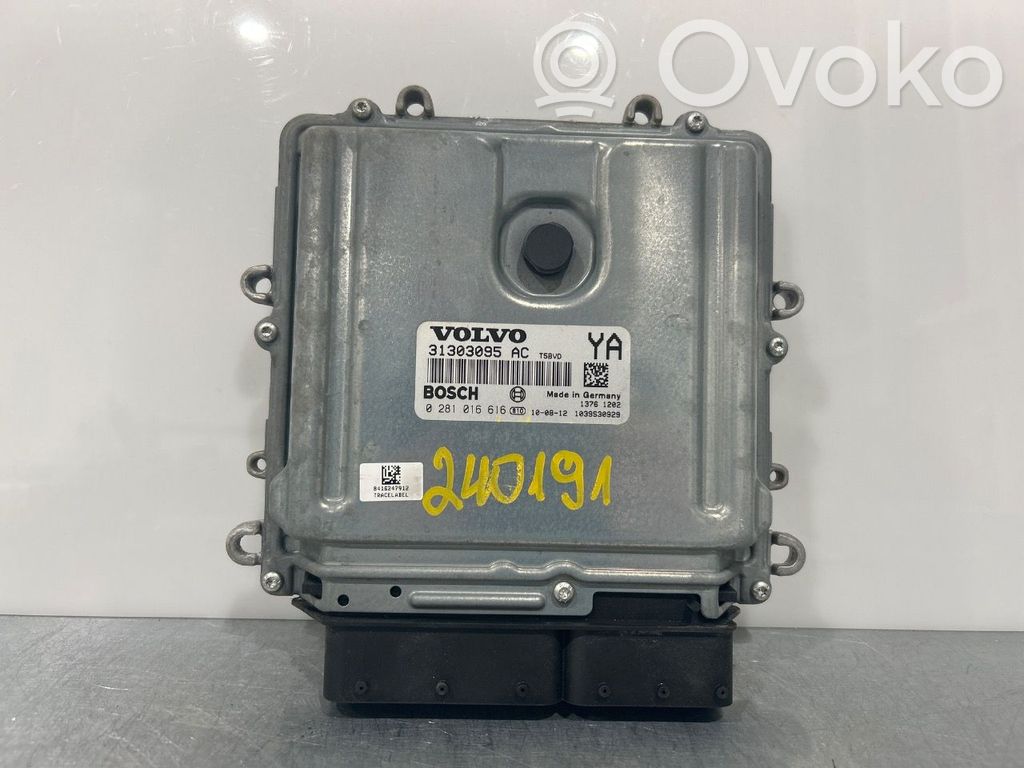 Volvo V70 Engine control unit/module ECU 