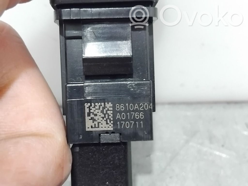 Mitsubishi Outlander Otros interruptores/perillas/selectores 
