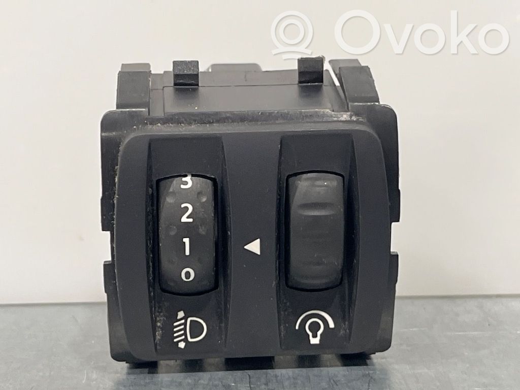Opel Vivaro Light switch 