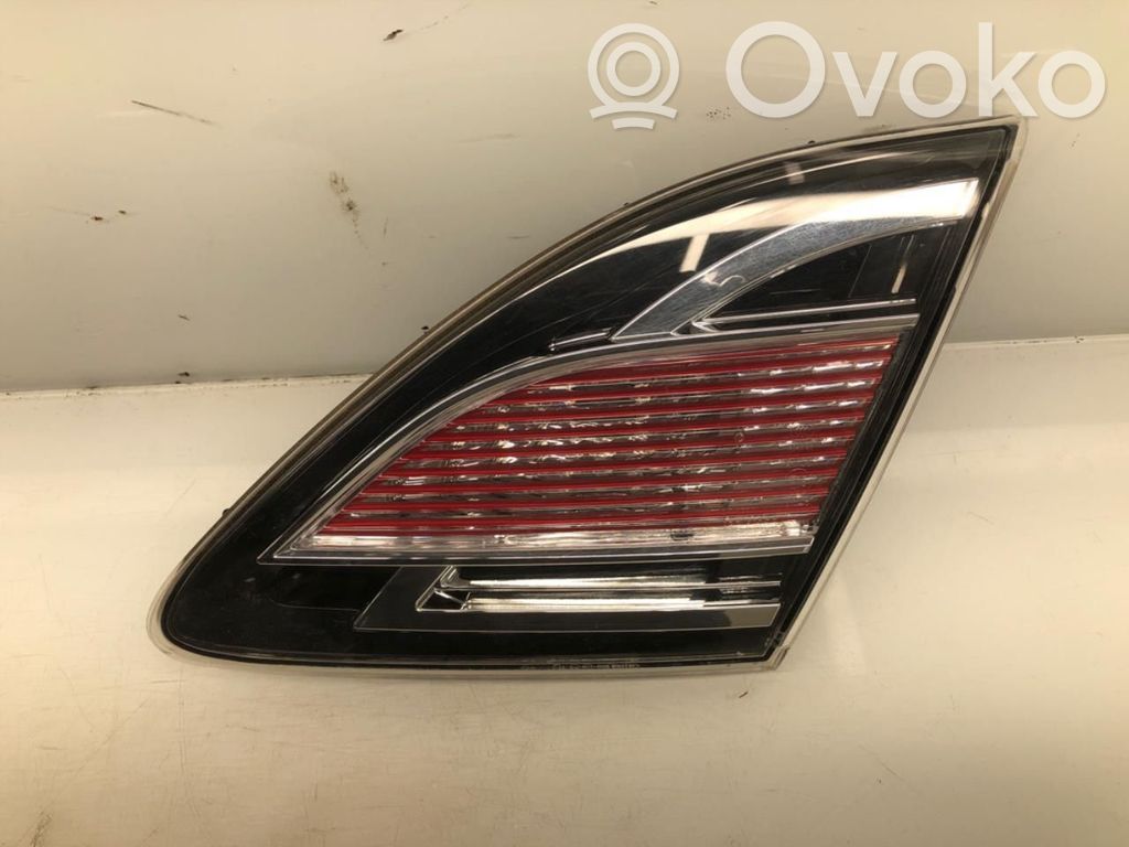 Mazda 6 Aizmugurējais lukturis virsbūvē 