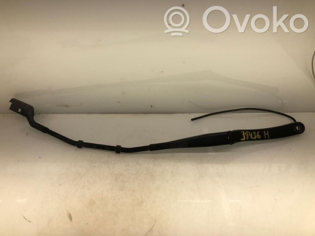 Tesla Model 3 Wischerarm vorne 