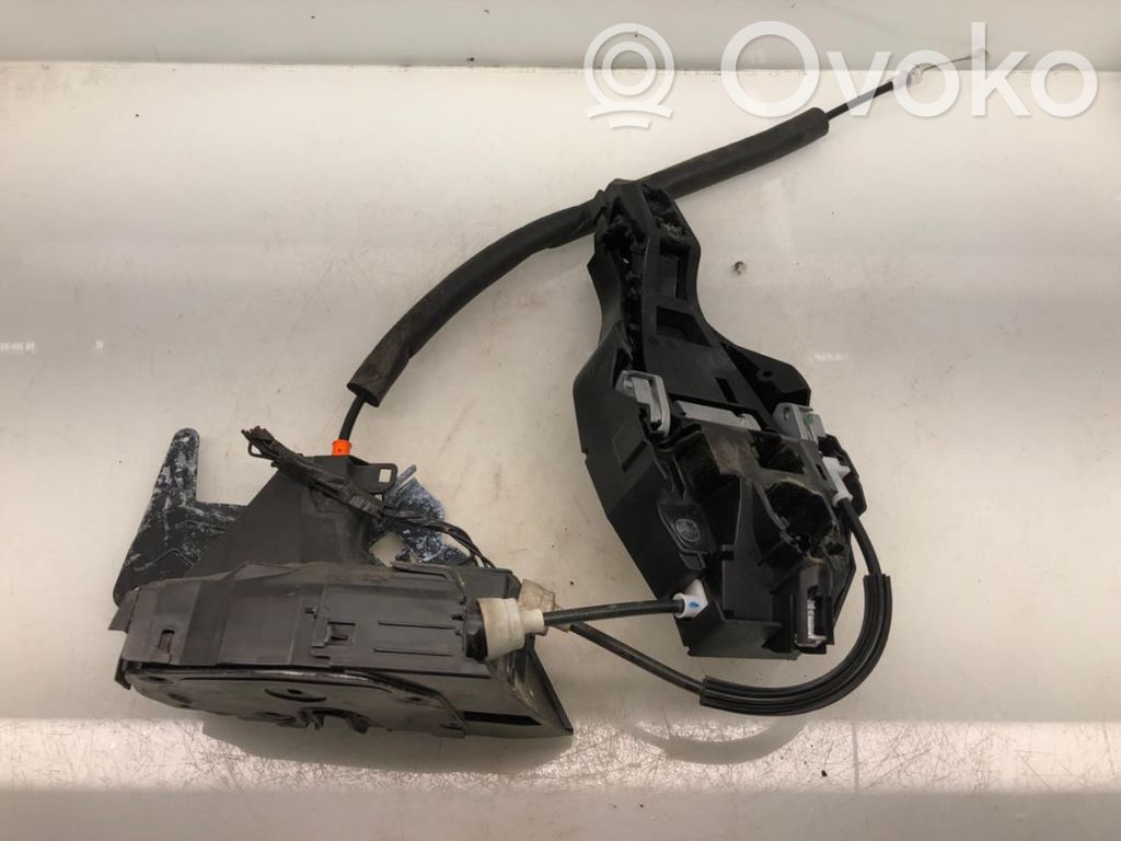 Jaguar XE Tailgate/trunk/boot lift motor 